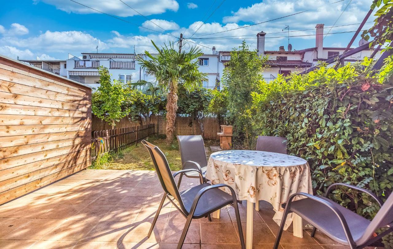Dubravka Apartment Пореч Екстериор снимка