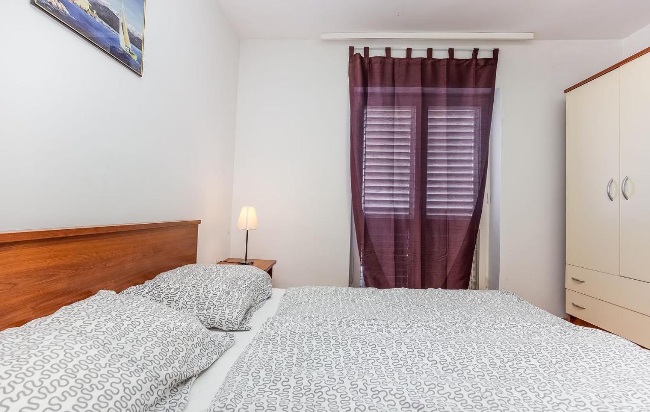 Dubravka Apartment Пореч Екстериор снимка